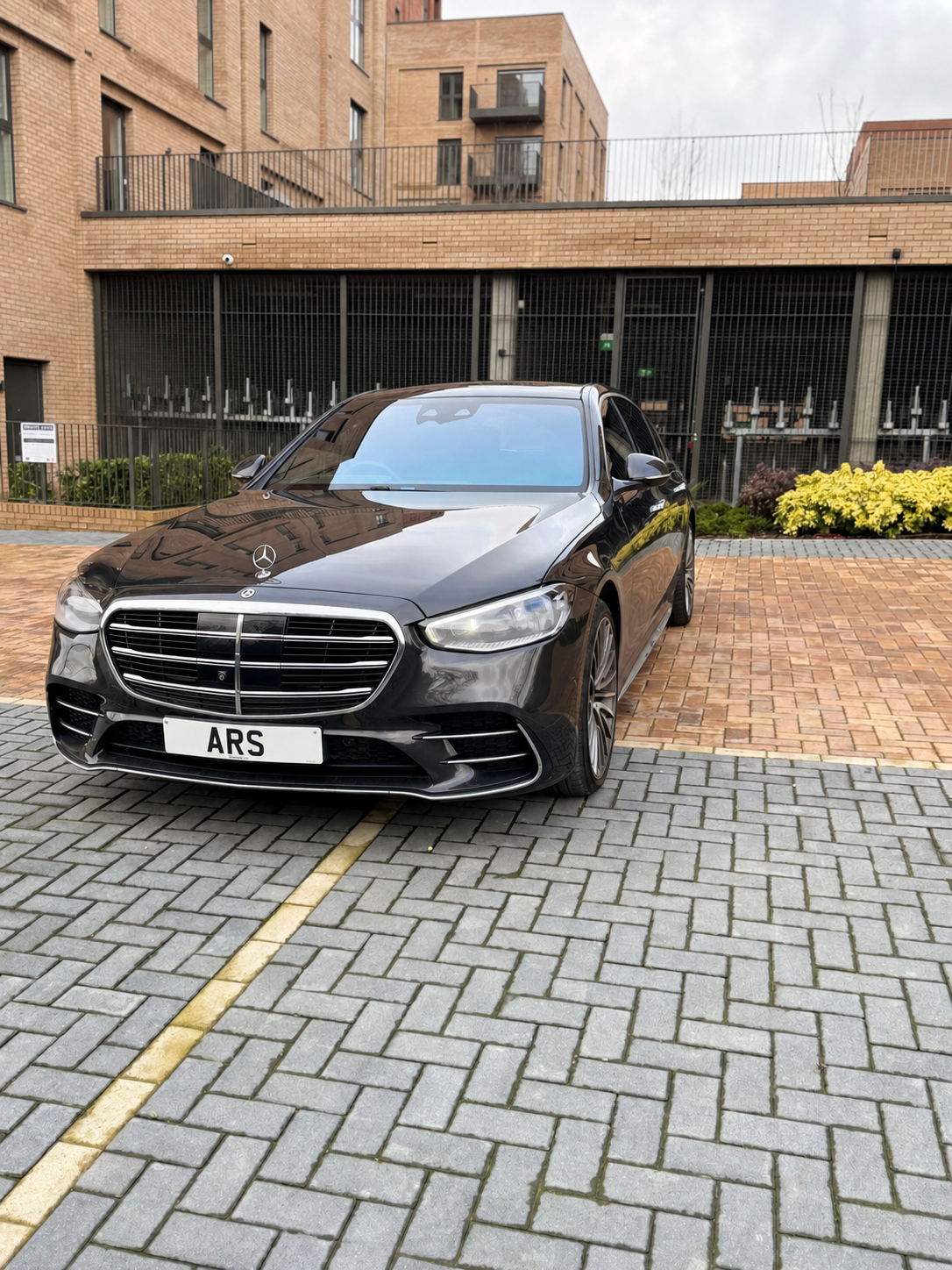 Mercedes S-Class Black