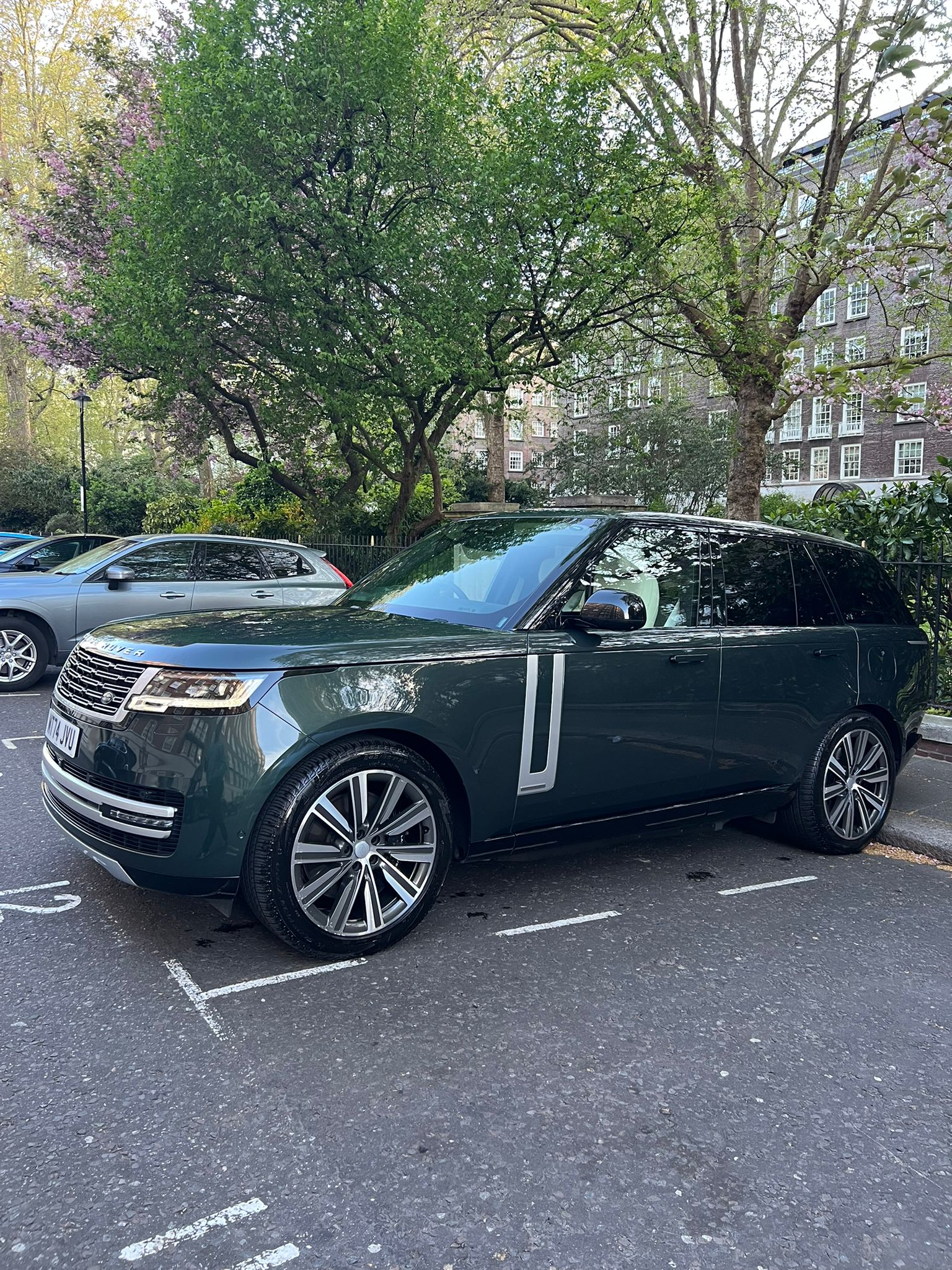 Range Rover Green